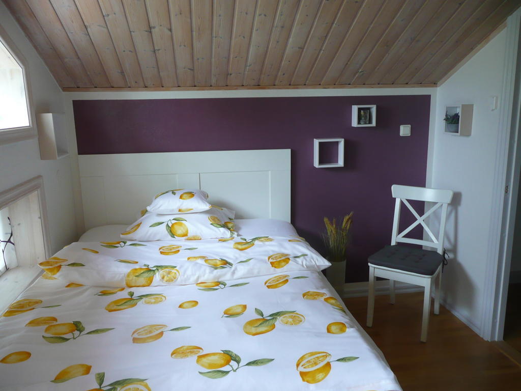 Skogis Bed & Breakfast Katrineholm Ruang foto